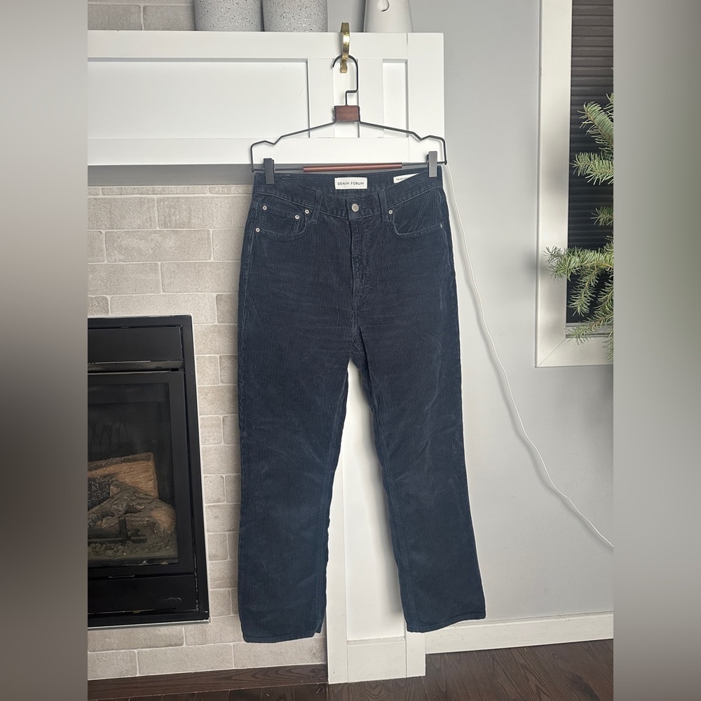 Denim Forum corduroy navy blue Arlo high rise straight leg 28L | size 29